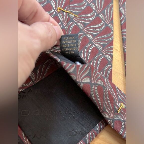 Vintage Office DONNA KARAN New York Geometric Leaf Design Silk Luxury Neck Tie - Picture 4 of 4